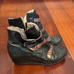 Elegant Black and Brown Women's Wedge Boots